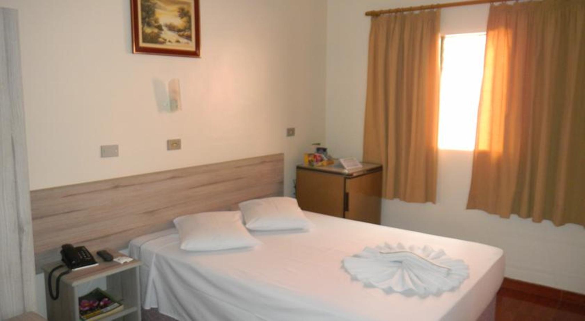 Hotel Dan Inn Pocos De Caldas - A Melhor Localizacao Do Centro By Nacional Inn Екстер'єр фото